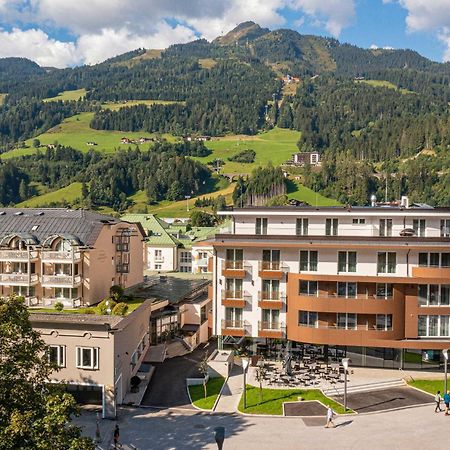 Aktiv- & Gesundheitsresort Das Gxund - Thermeneintritt Inklusive Бад Хофгаштайн Экстерьер фото