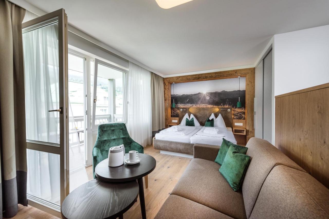 Aktiv- & Gesundheitsresort Das Gxund - Thermeneintritt Inklusive Бад Хофгаштайн Экстерьер фото