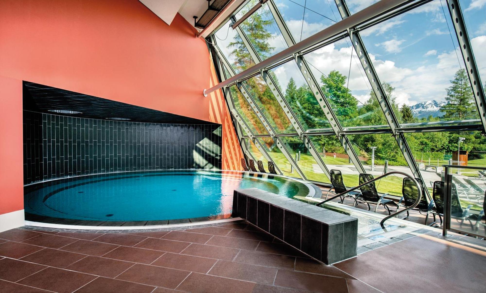 Aktiv- & Gesundheitsresort Das Gxund - Thermeneintritt Inklusive Бад Хофгаштайн Экстерьер фото